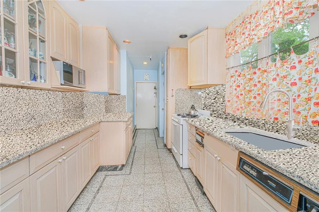 2271 West 1st Street, Brooklyn, New York, 11225 image 8