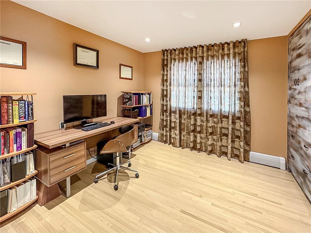 166 Pinewood Avenue, Staten  Island, New York, 10306 image 20