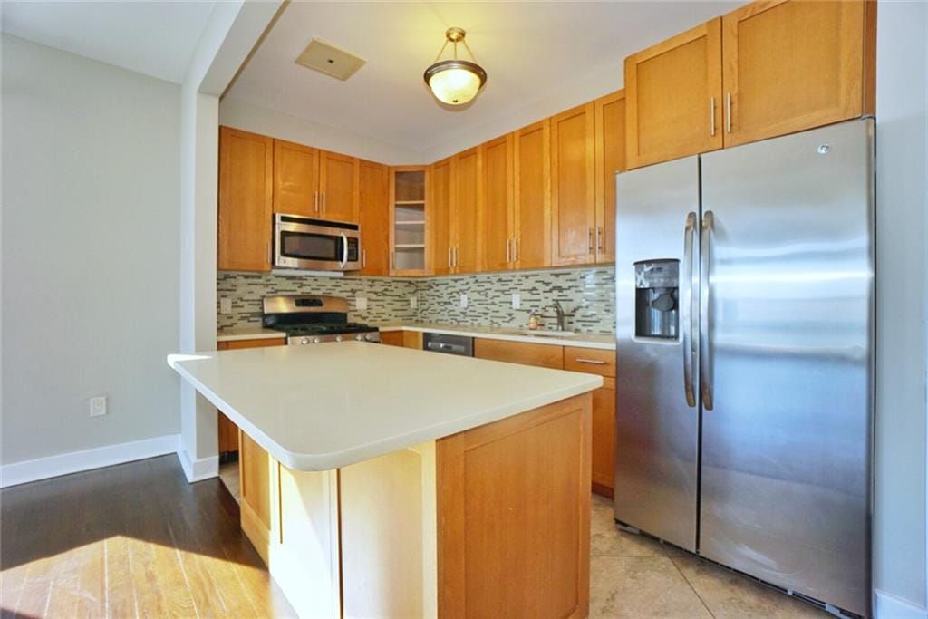 90 Bay Street Landing 4B, Staten  Island, New York, 10301 image 20