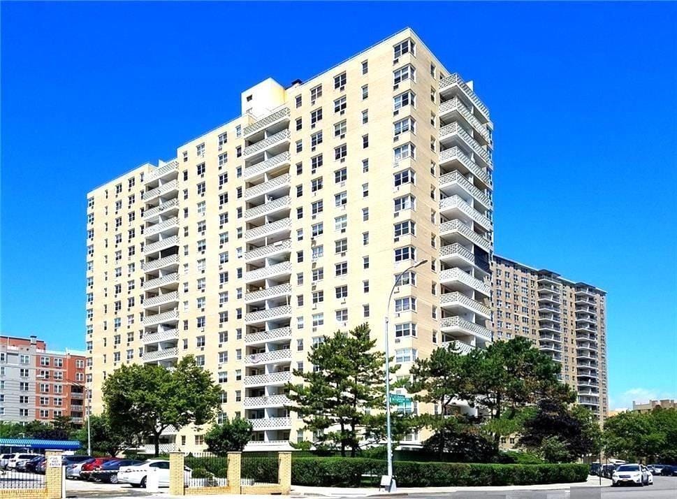 1311 Brightwater Avenue 4D, Brooklyn, New York, 11235 image 25