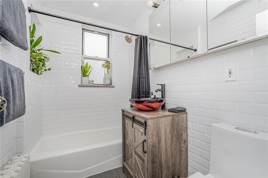 138 Wakeman Place, Brooklyn, New York, 11220 image 21