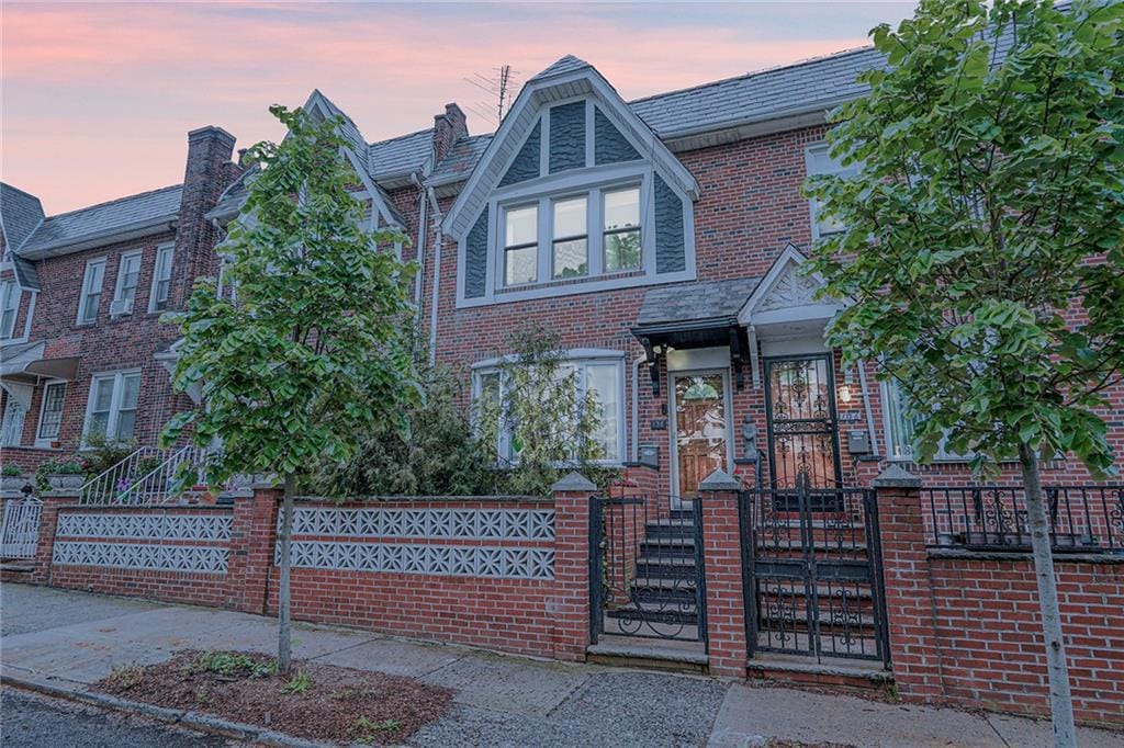 138 Wakeman Place, Brooklyn, New York, 11220 image 36