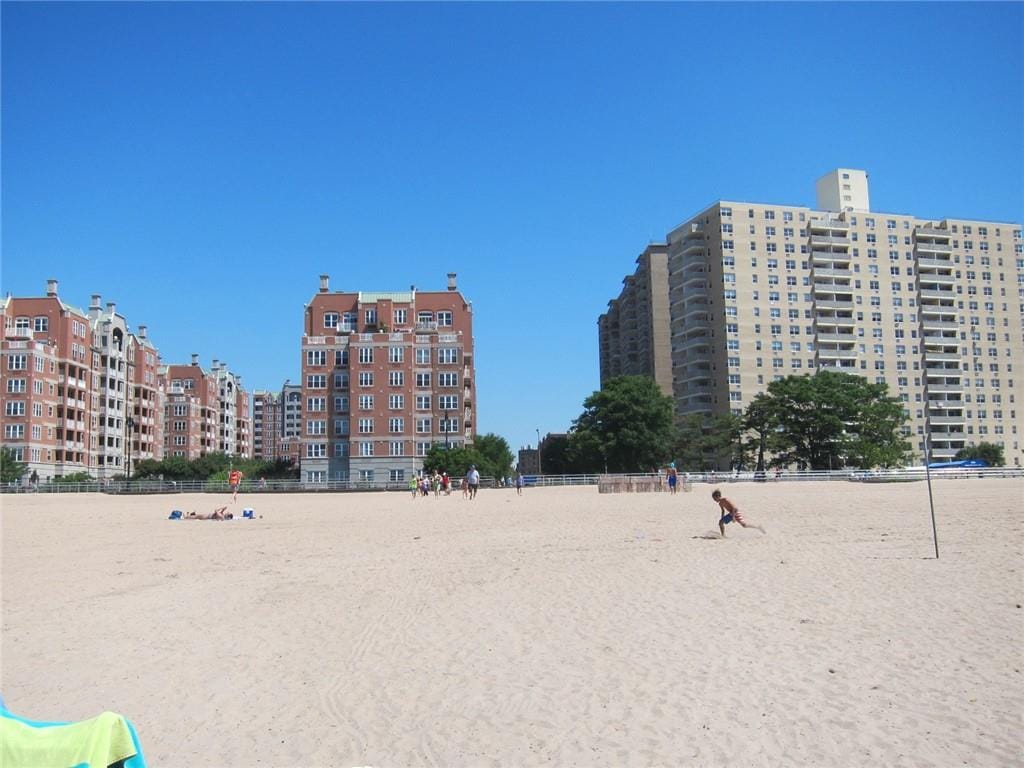 35 Seacoast Terrace 21F, Brooklyn, New York, 11235 image 19