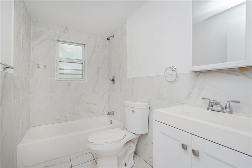 75 Taft Avenue, Staten  Island, New York, 10301 image 9