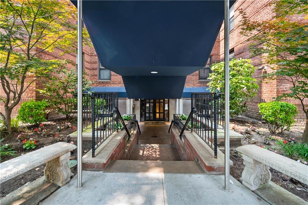 302 96th Street 4R, Brooklyn, New York, 11209 image 13
