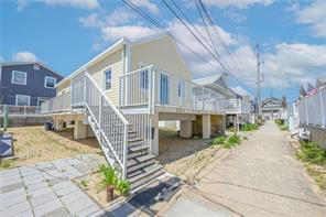 8 Hudson Walk, Breezy Point, New York, 11697