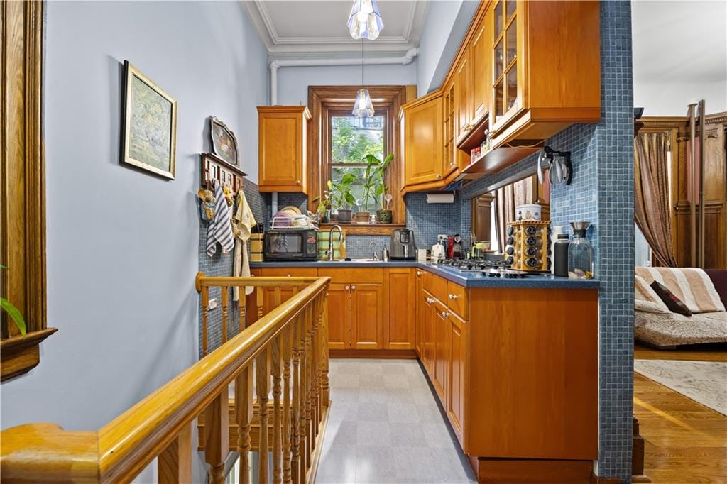 102 Prospect Park 2, Brooklyn, New York, 11214 image 9