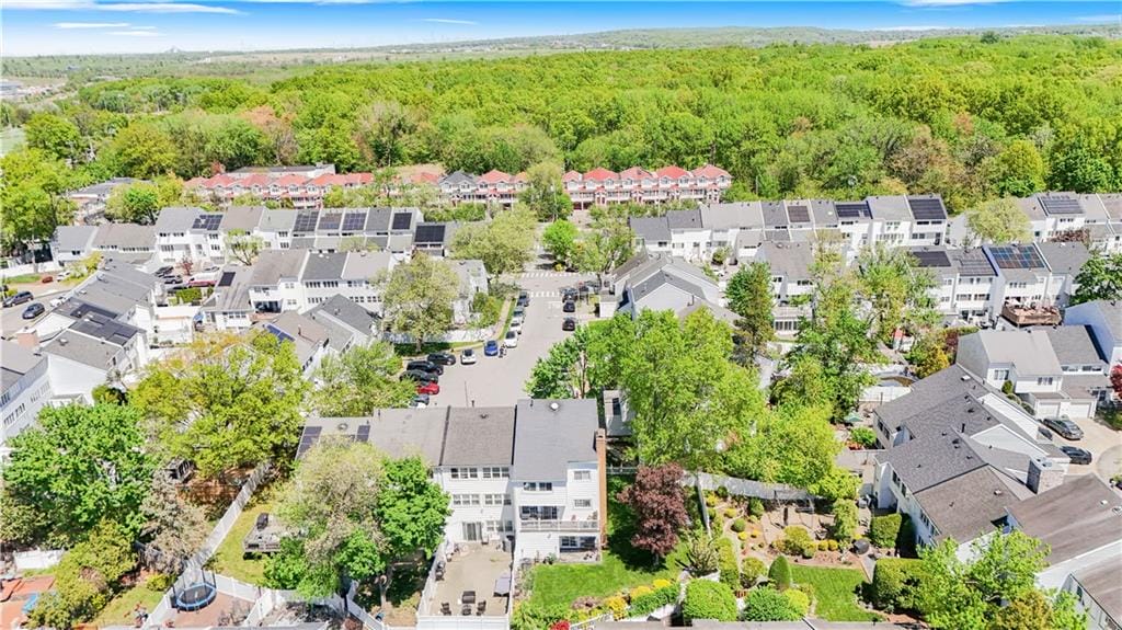 40 Kyle Court, Staten  Island, New York, 10312 image 35