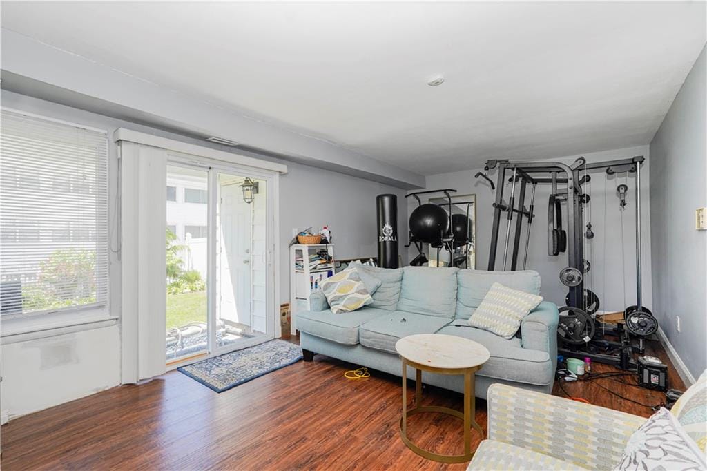 40 Kyle Court, Staten  Island, New York, 10312 image 6