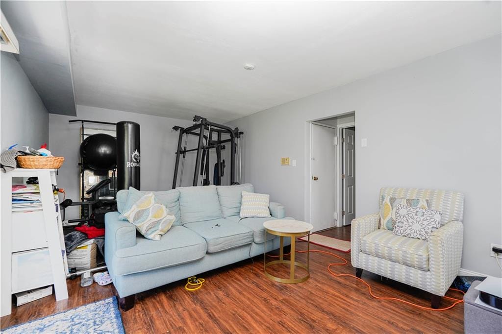 40 Kyle Court, Staten  Island, New York, 10312 image 7
