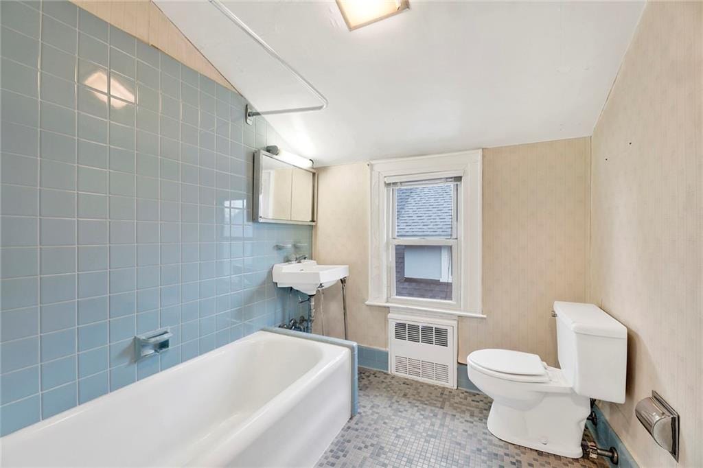 8016 Colonial Road, Brooklyn, New York, 11209 image 31