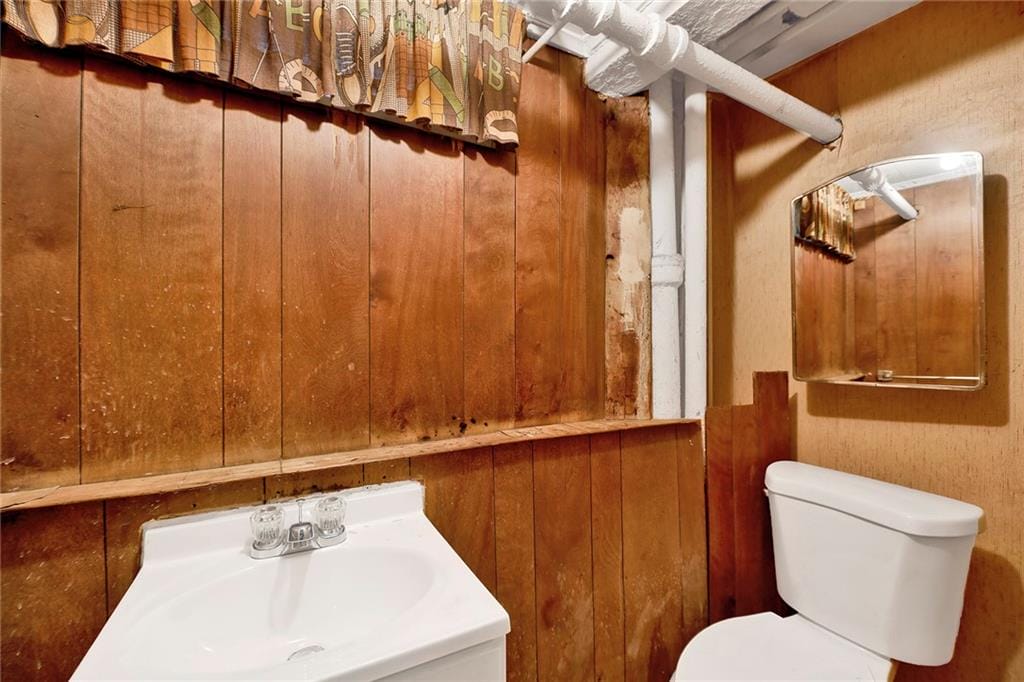 8016 Colonial Road, Brooklyn, New York, 11209 image 34