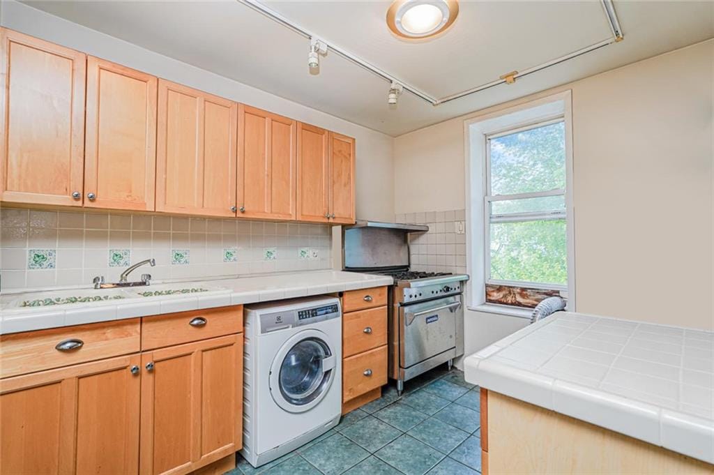558 72nd Street, Brooklyn, New York, 11209 image 15