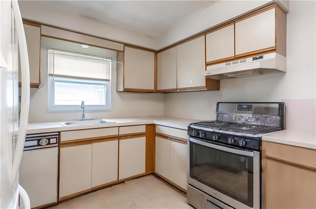 1054 Rensselaer Avenue, Staten  Island, New York, 10309 image 8