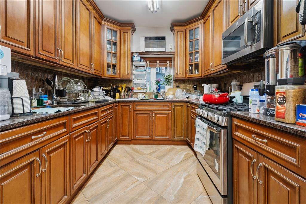 1342 East 10th Street, Brooklyn, New York, 11230 image 23