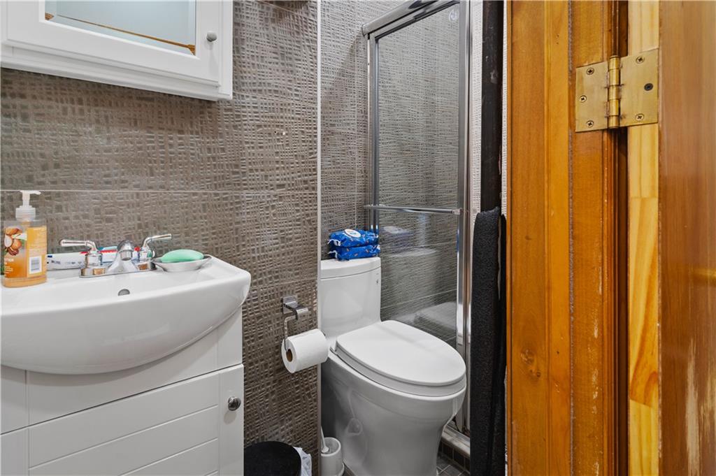 1342 East 10th Street, Brooklyn, New York, 11230 image 26