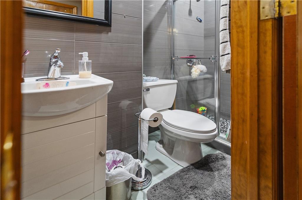1342 East 10th Street, Brooklyn, New York, 11230 image 34