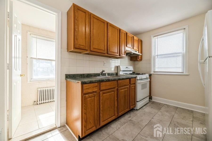 251 Henry Street, South Amboy, NJ, 08879 image 11