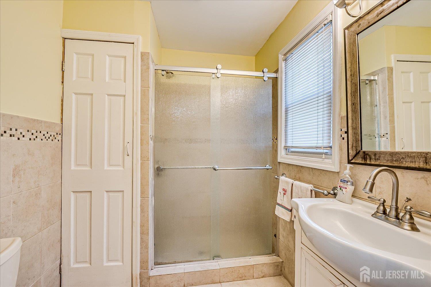 151 N Broadway, South Amboy, NJ, 08879 image 26
