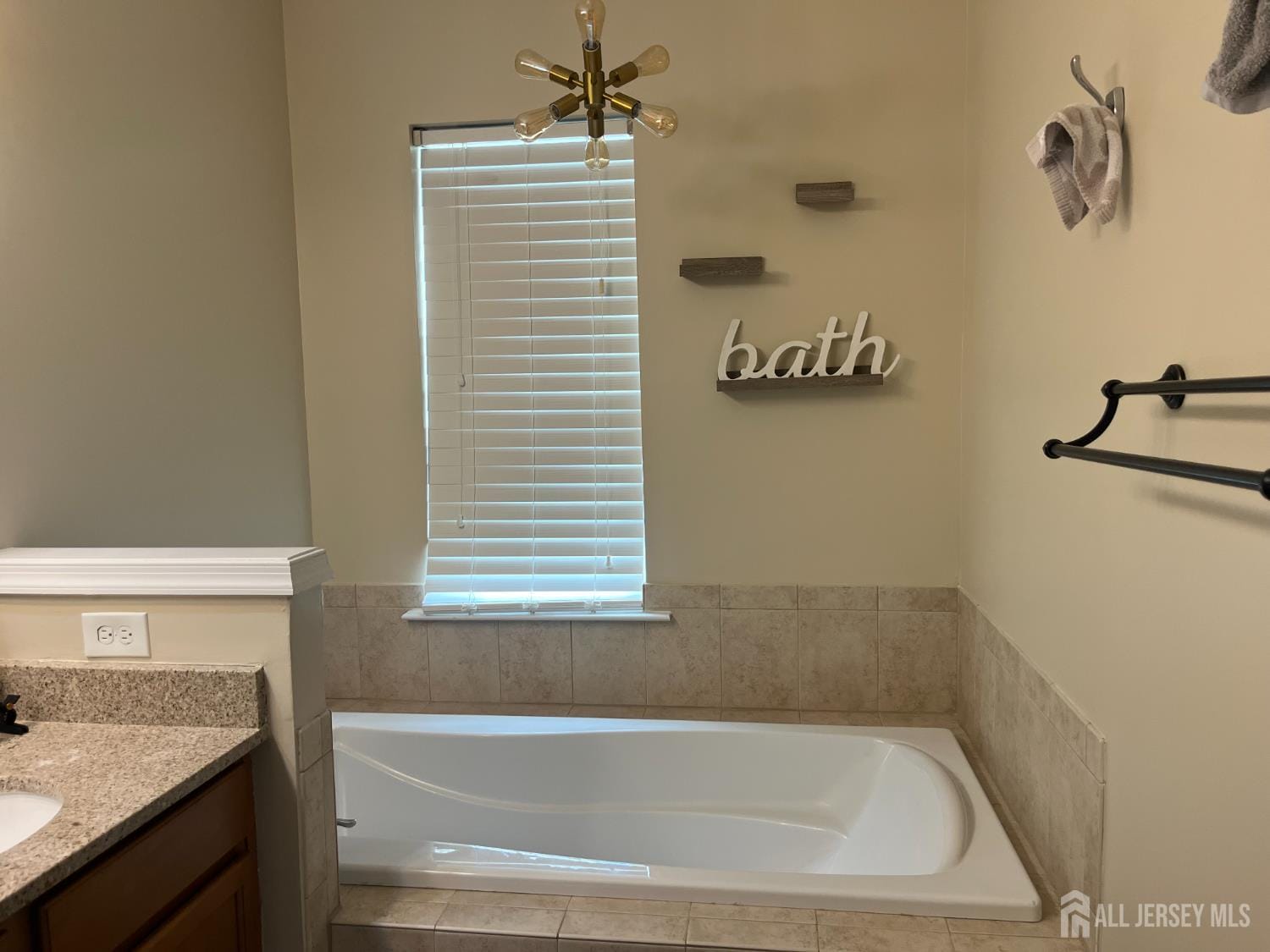 1425 Hudson Circle, Highland Park, NJ, 08904 image 12