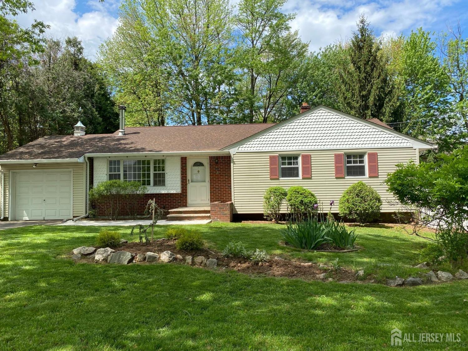 17 Cody Avenue Image 1