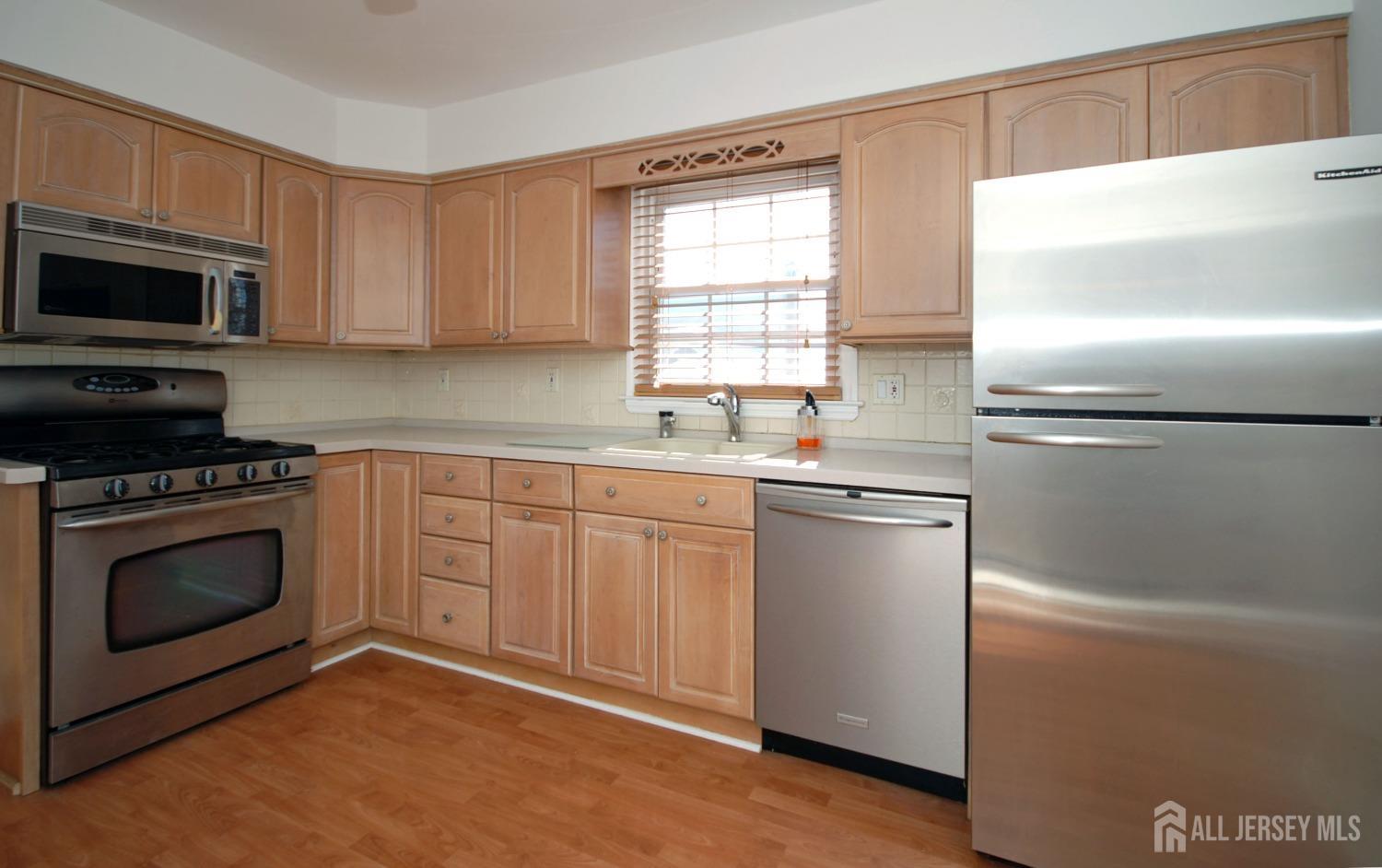 319 Fairview Avenue, Middlesex, NJ, 08846 image 11