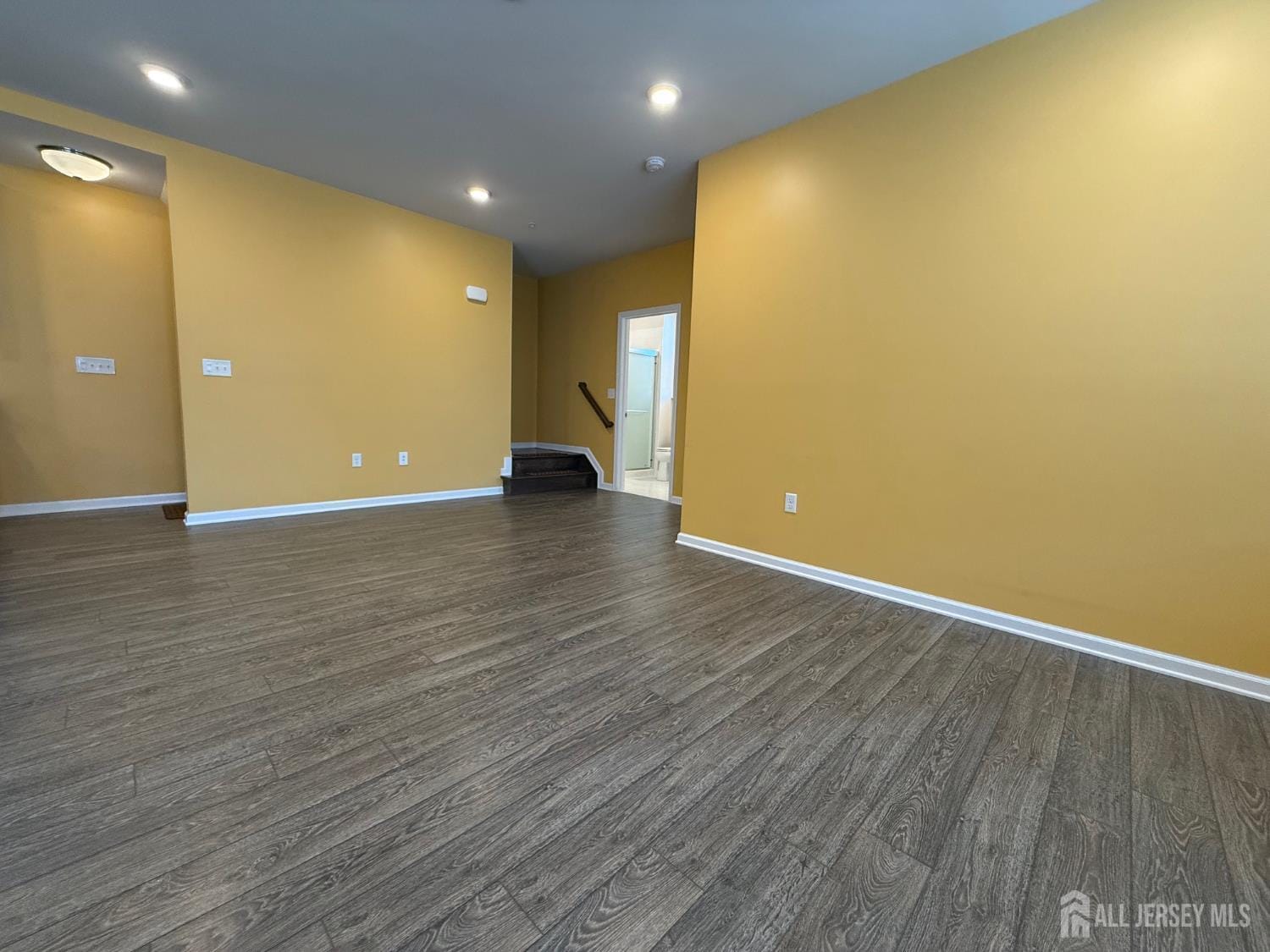 307 Dickson Court, Highland Park, NJ, 08904 image 7