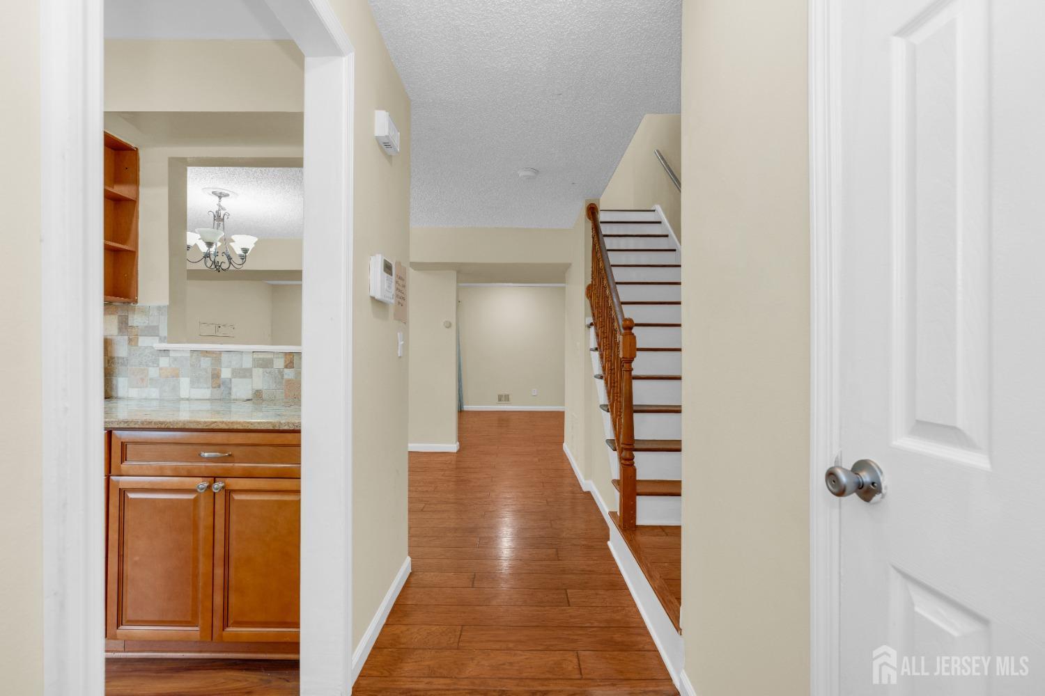 8602 Hana Road Image 4