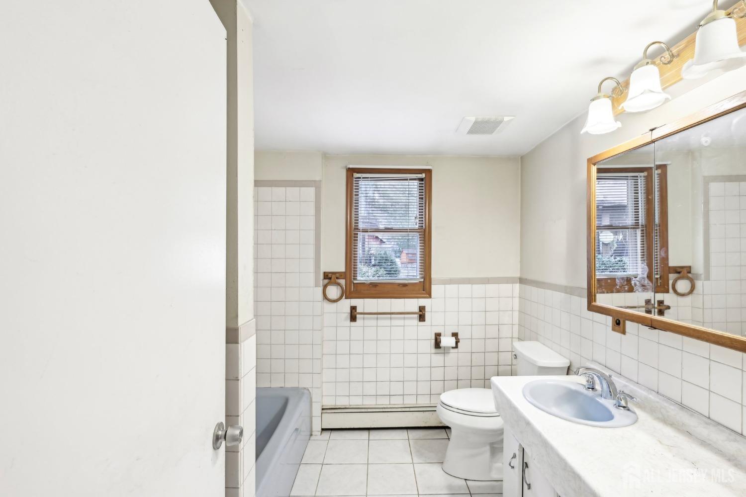 227 Lloyd Road, Aberdeen, NJ, 07747 image 18