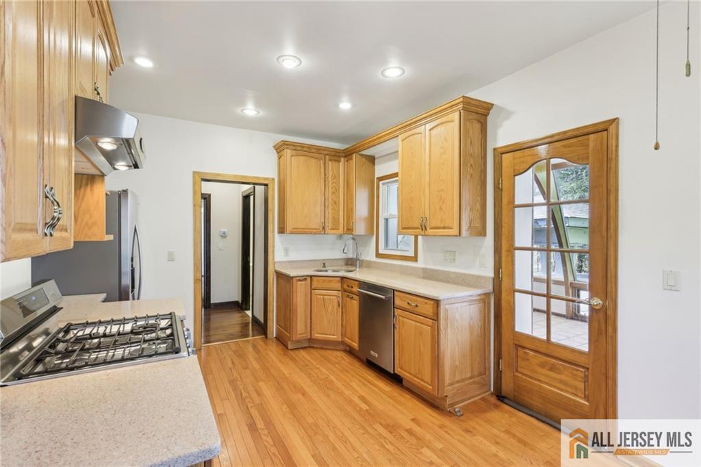 842 Perrineville Road, Millstone, NJ, 08535 image 12