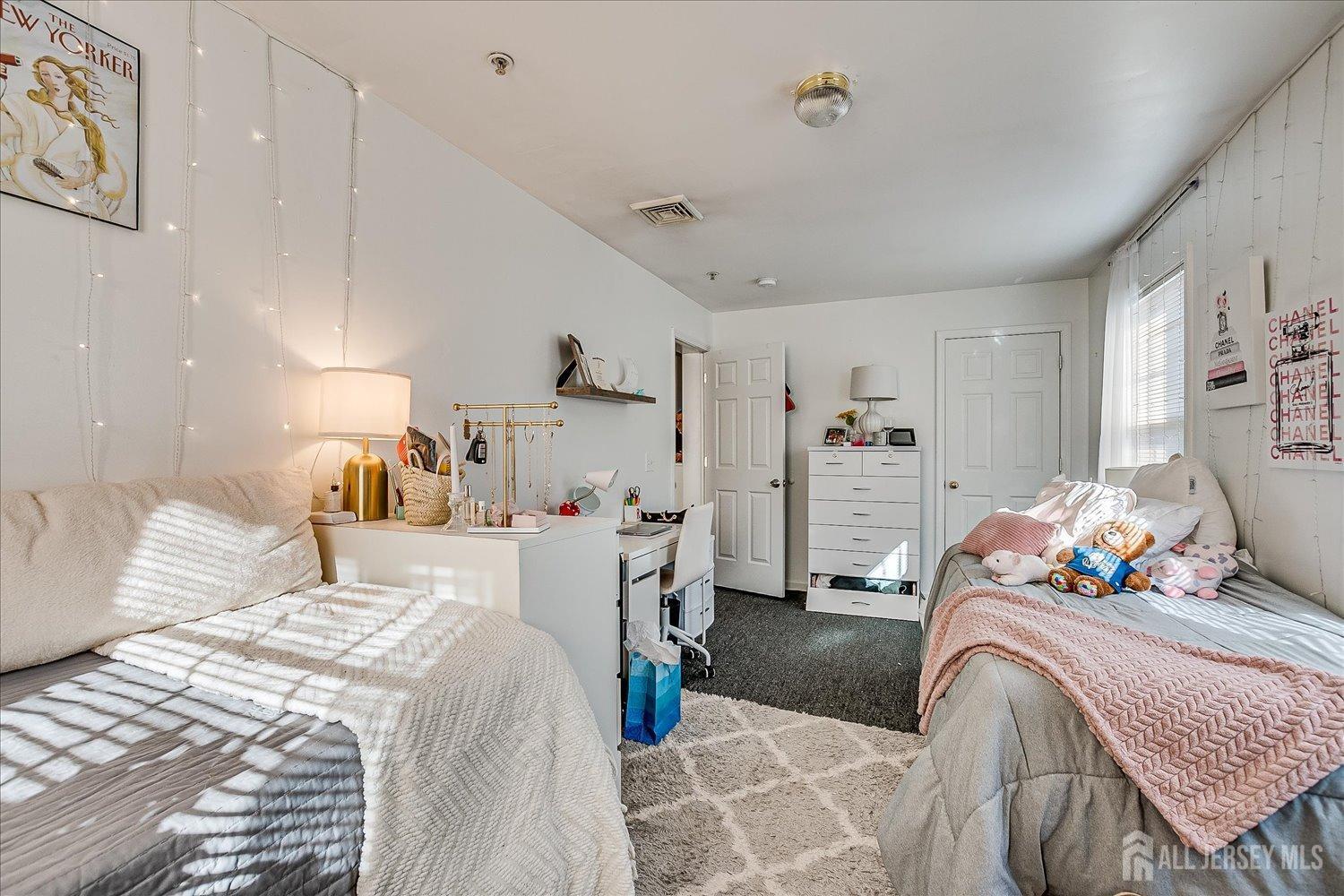 211 Hamilton Street, New Brunswick, NJ, 08901 image 25