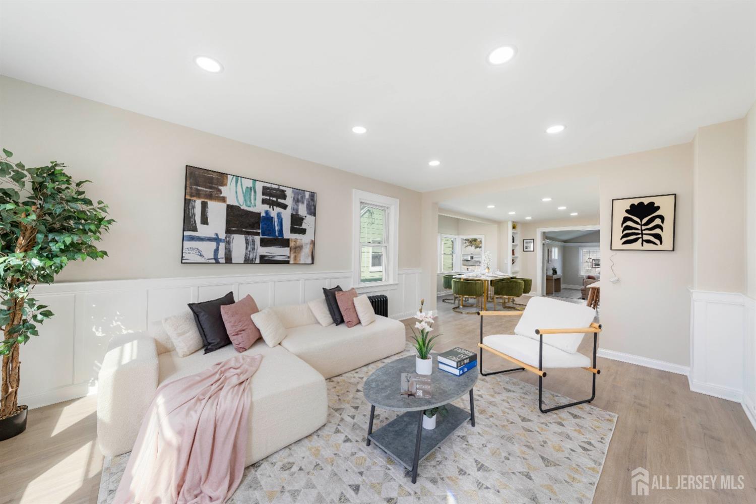 536 Spruce Avenue Image 4