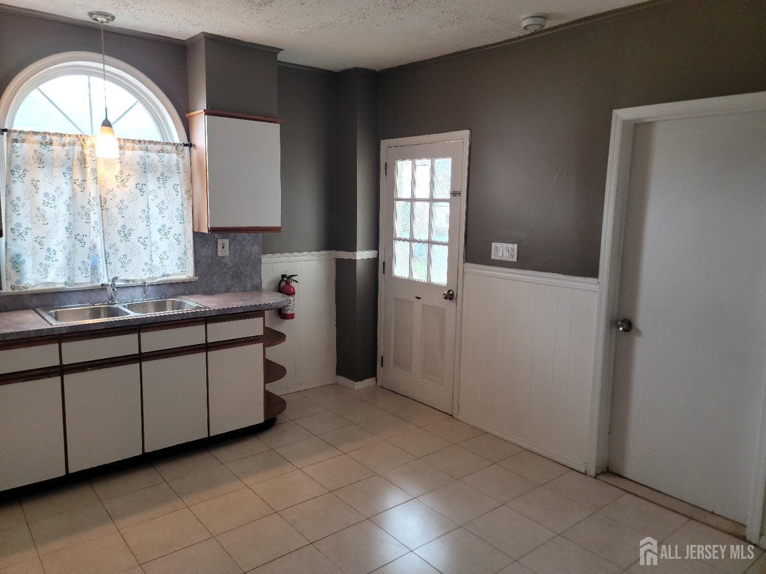 251 Henry Street, South Amboy, NJ, 08879 image 13