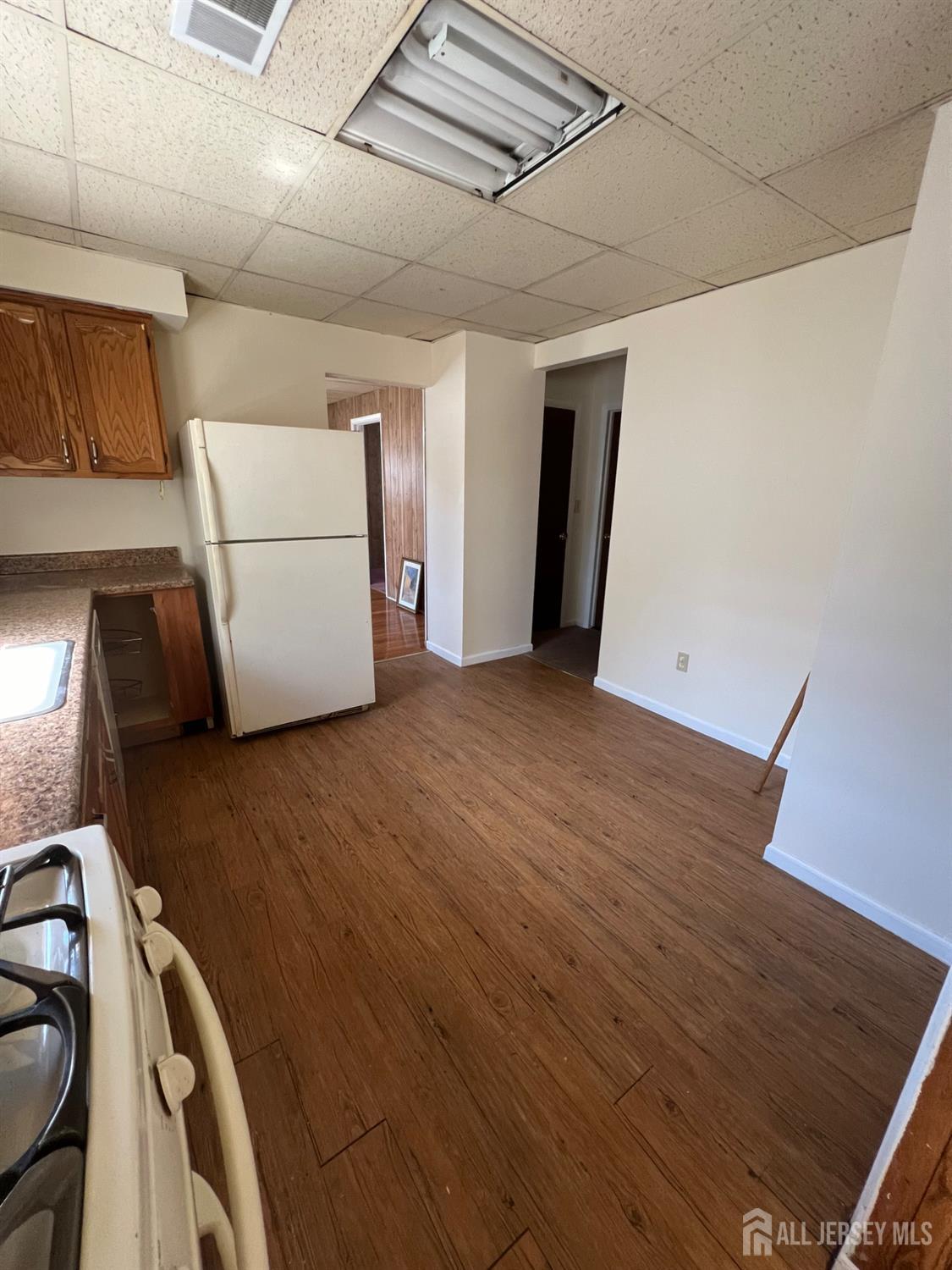 231 old Road, Sewaren, NJ, 07077 image 7