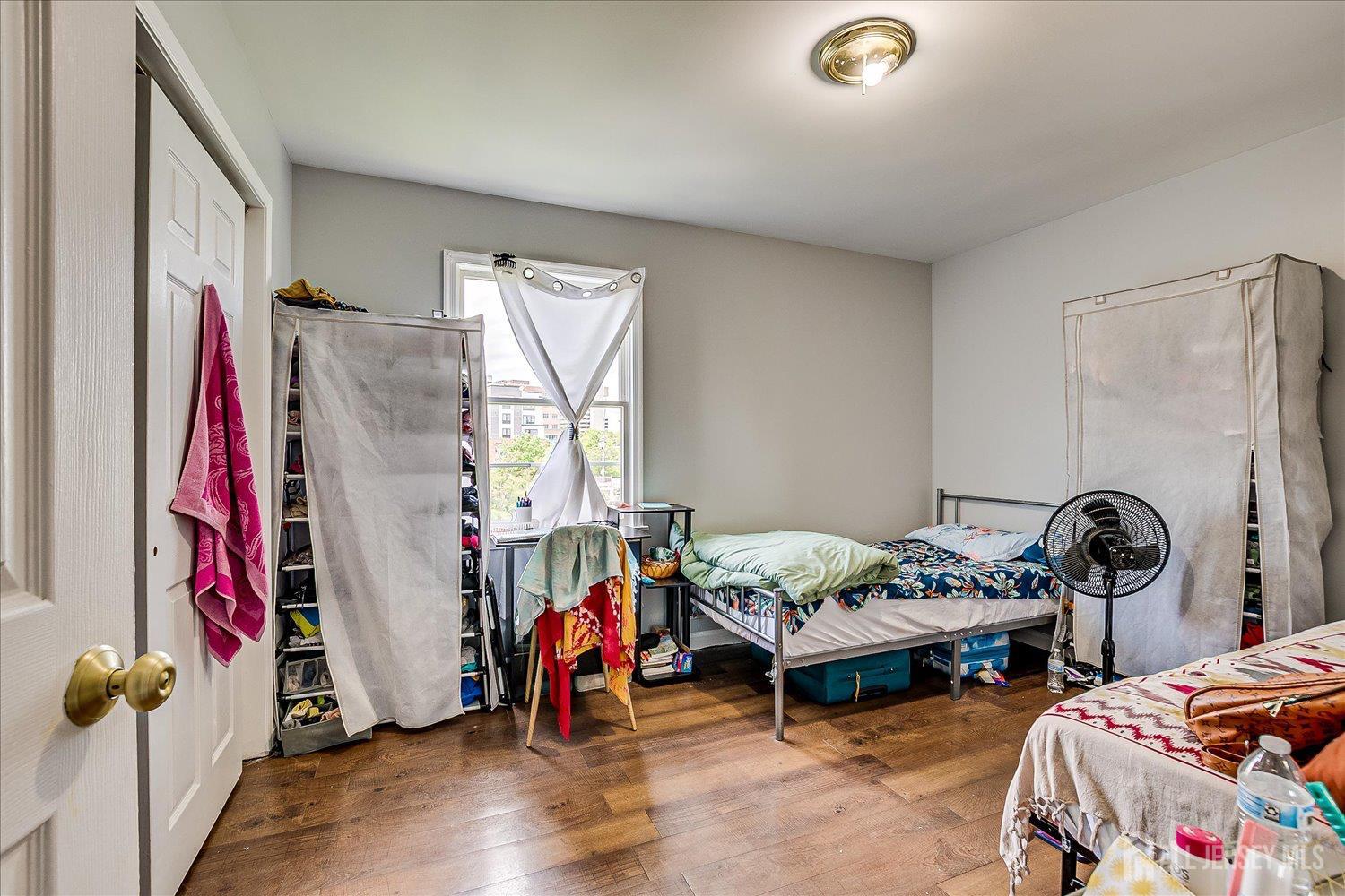 7 Vine Street, Jersey City, NJ, 07306 image 30