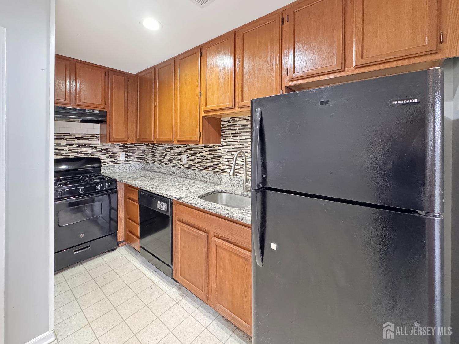 3908 Birchwood Court, North Brunswick, NJ, 08902 image 6