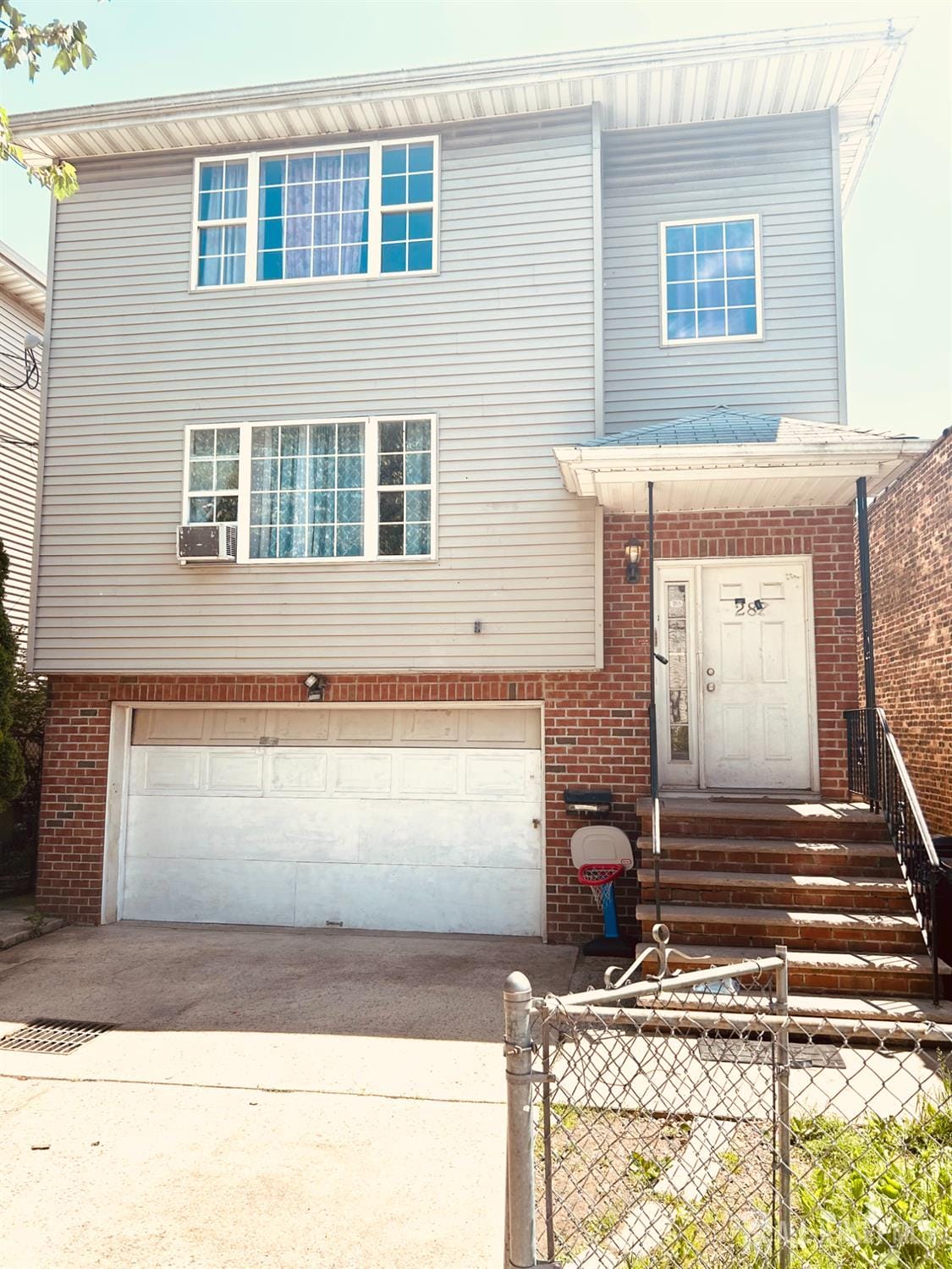287 Garside Street Image 1
