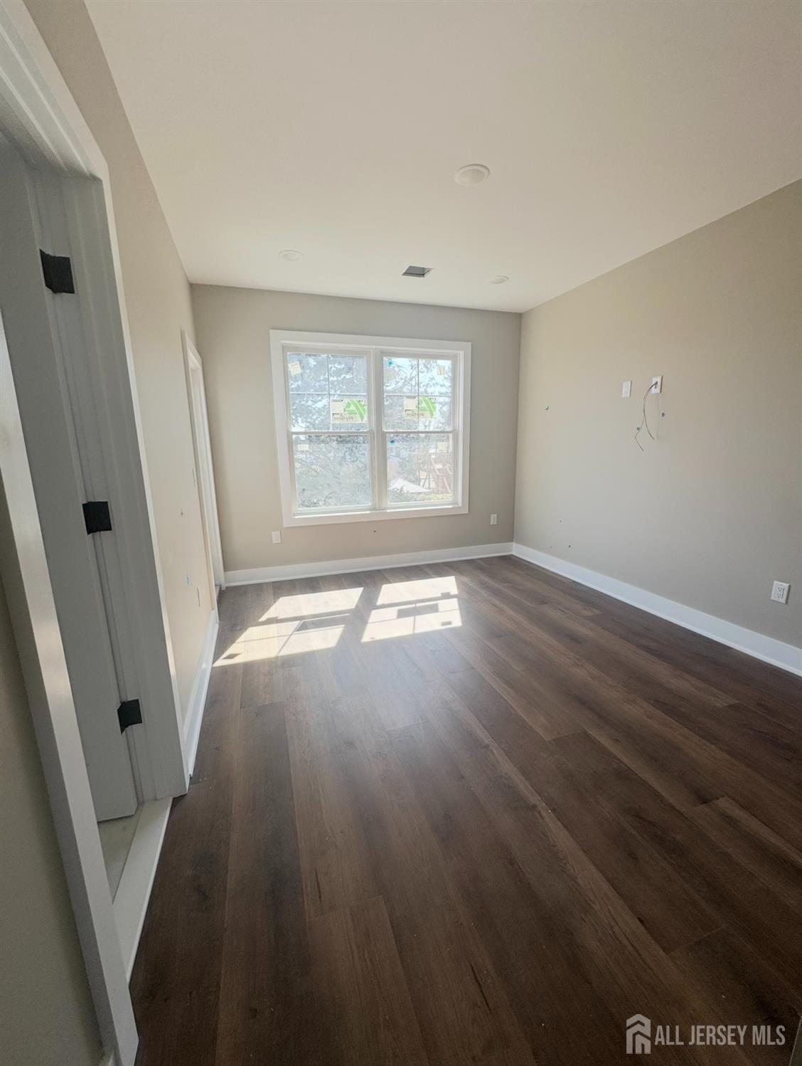 357 Ferris Street, South Amboy, NJ, 08879 image 15