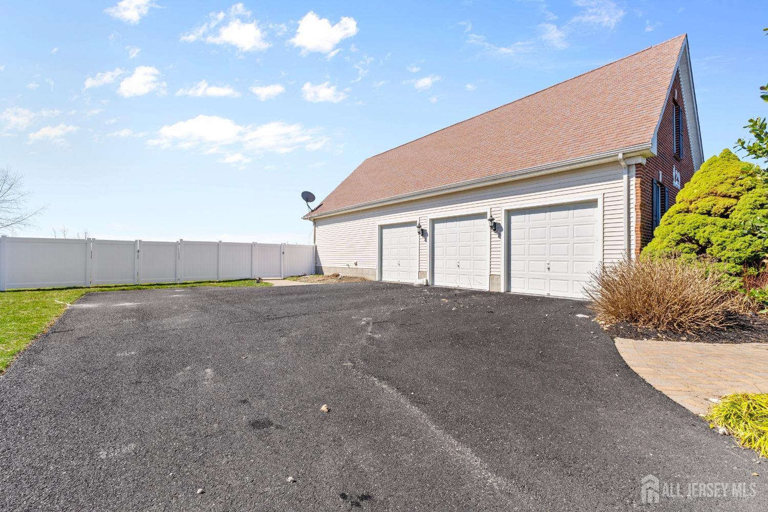29 Linwood Drive, Monroe, NJ, 08831 image 57