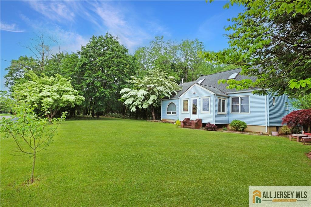 687 Spotswood-englishtown Road Image 1