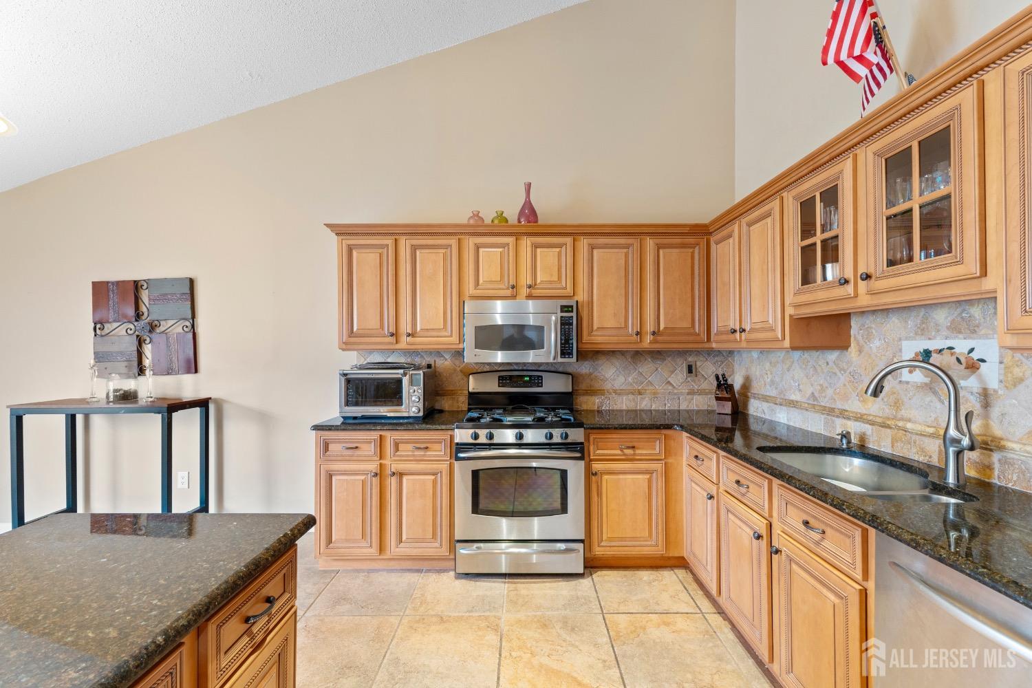 183 Hidden Court, Old Bridge, NJ, 08857 image 19