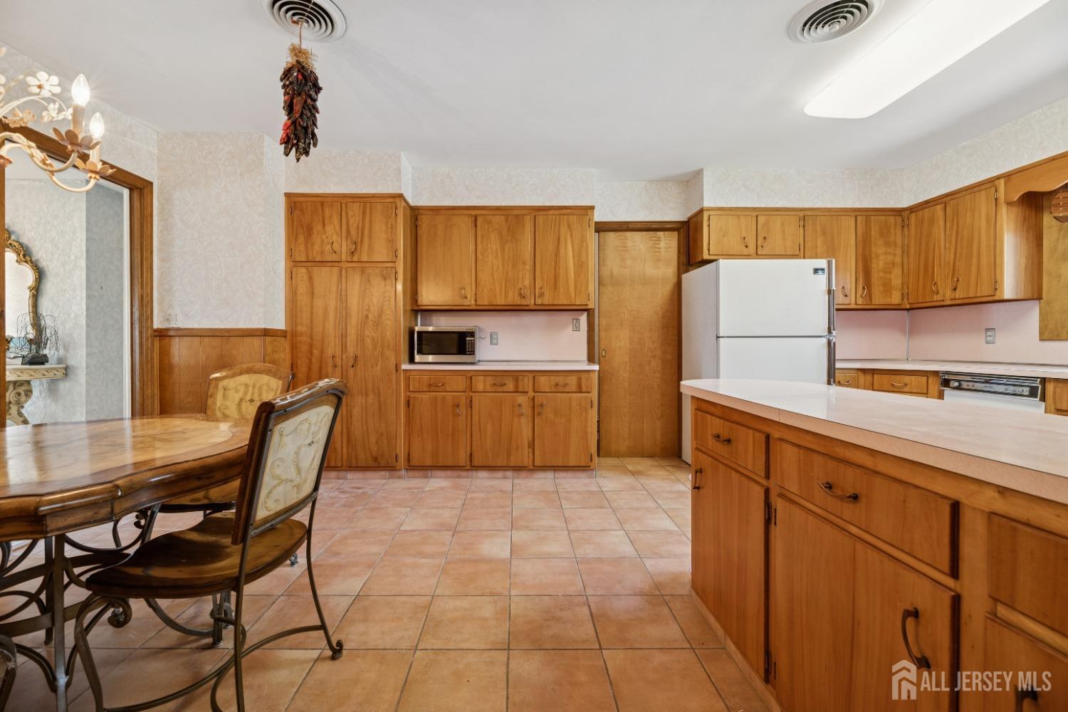 144 N 9th Avenue, Highland Park, NJ, 08904 image 14