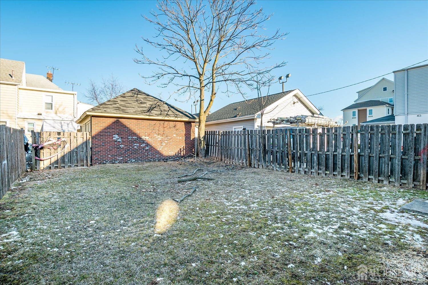 211 Hamilton Street Image 5