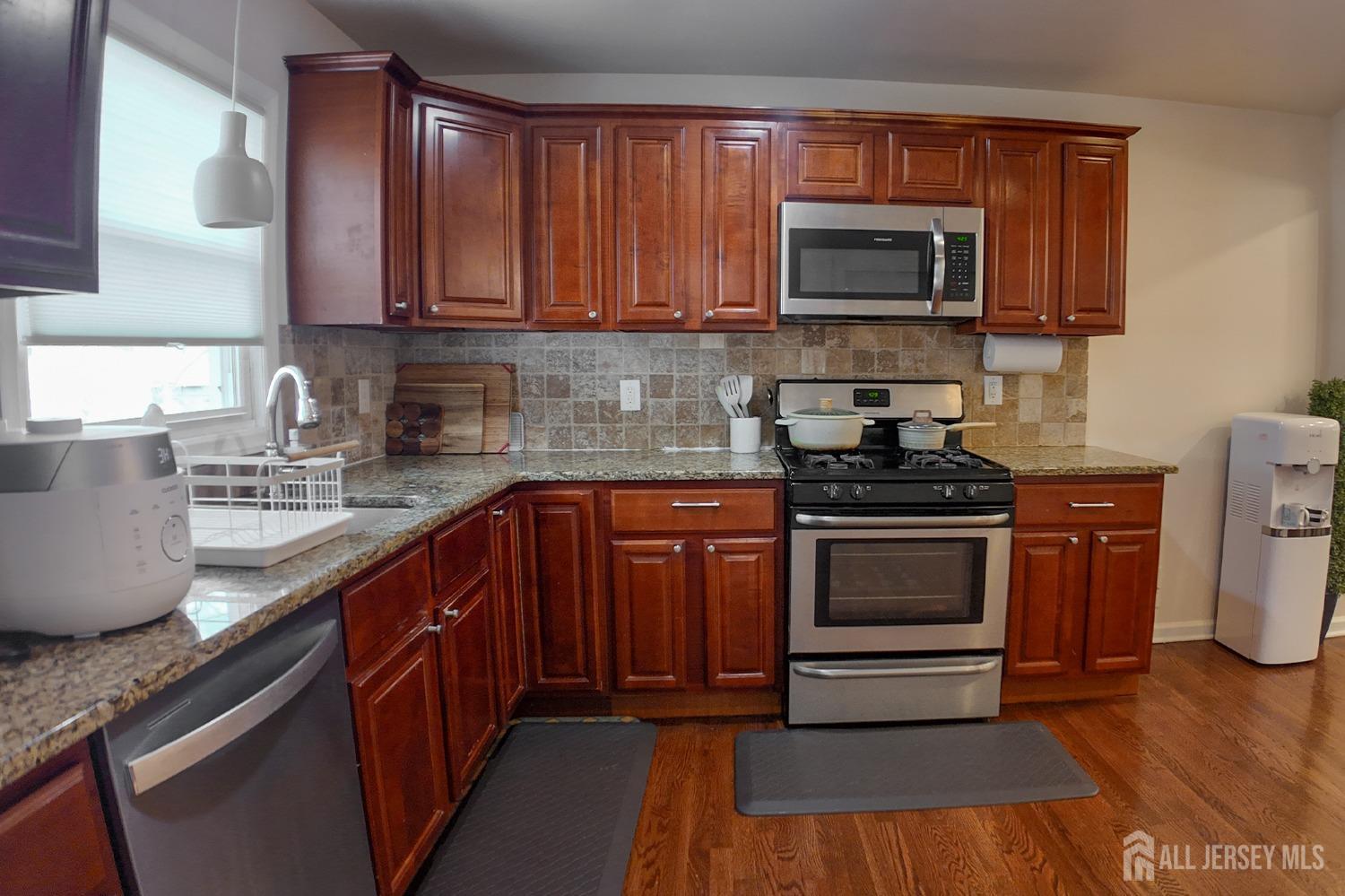 202 Jackson Avenue, Edison, NJ, 08837 image 12