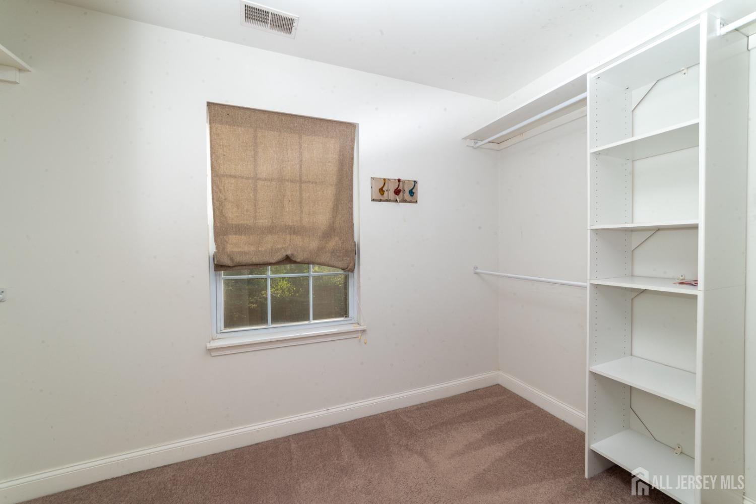 636 Woodland Avenue, Old Bridge, NJ, 08879 image 19