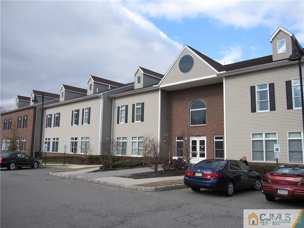620 Cranbury Road Image 1