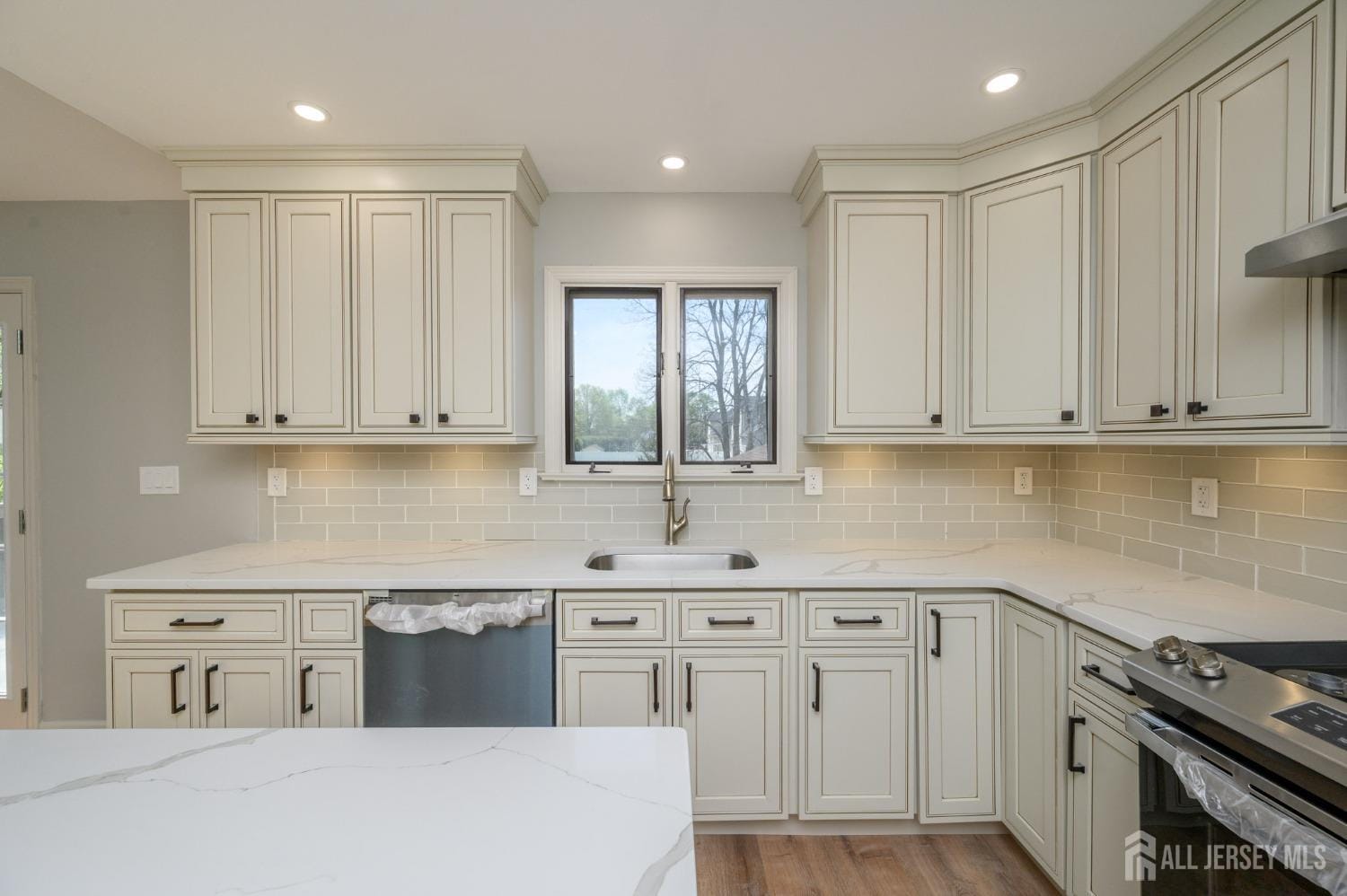 318 Sunnyside Terrace, Bridgewater, NJ, 08807 image 9