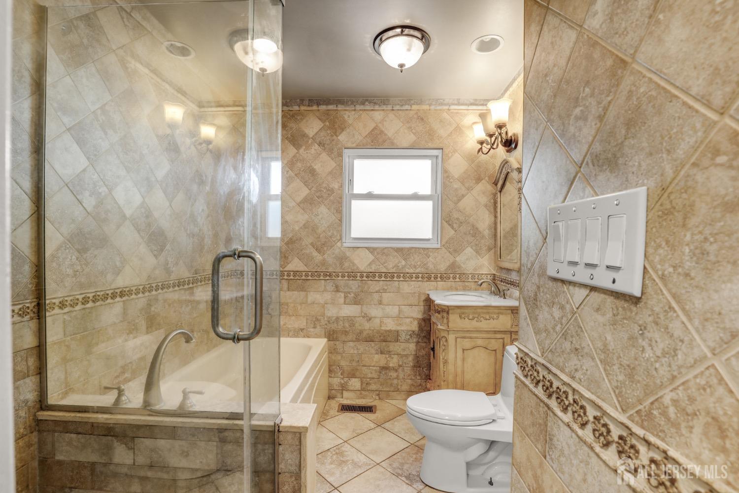 67 Maxwell Lane, Manalapan, NJ, 07726 image 13