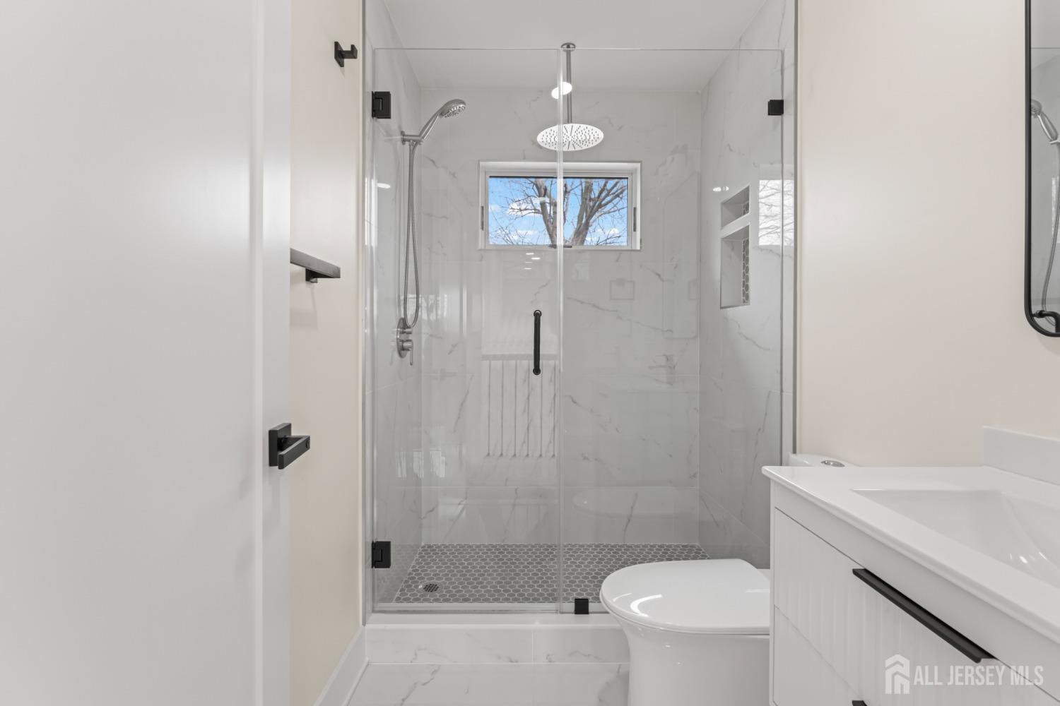 23 Redwood Avenue, Edison, NJ, 08817 image 29