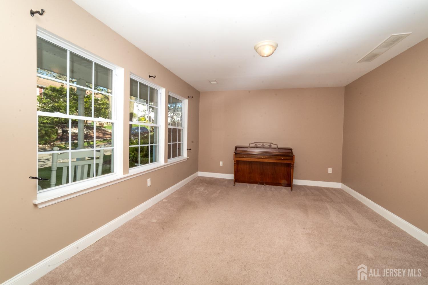 636 Woodland Avenue, Old Bridge, NJ, 08879 image 11